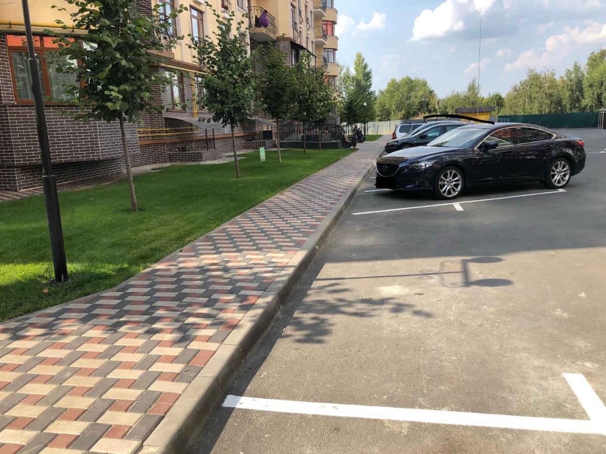 Green Room В Жк Рич Таун Ирпень Exterior foto