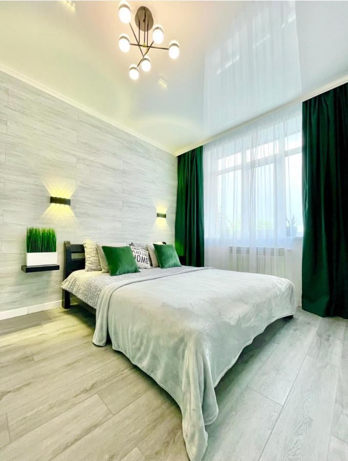 Green Room В Жк Рич Таун Ирпень Exterior foto